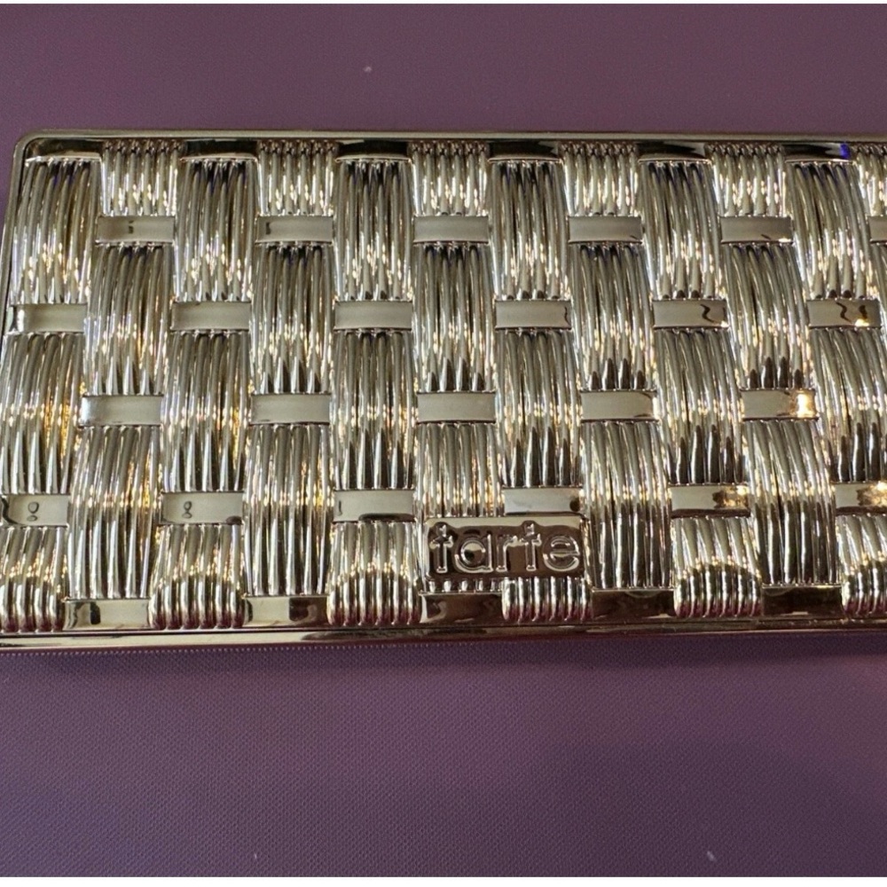 Tarte Eyeshadow Palette ELEGANCE Pink, Purple, and Gold Hues no box new - Picture 2 of 3